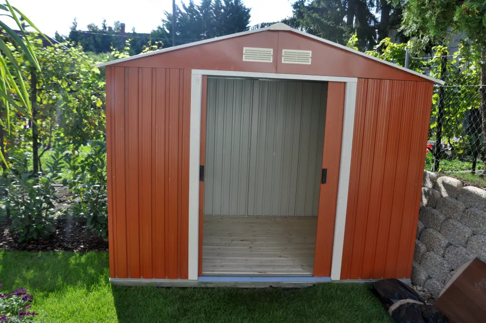 Ami a képen látszik: kert.